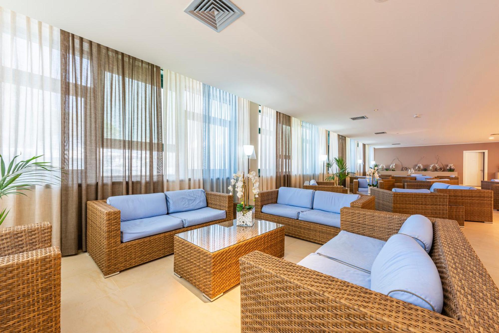 Voi Daniela Essentia Hotel Conca Specchiulla Luaran gambar